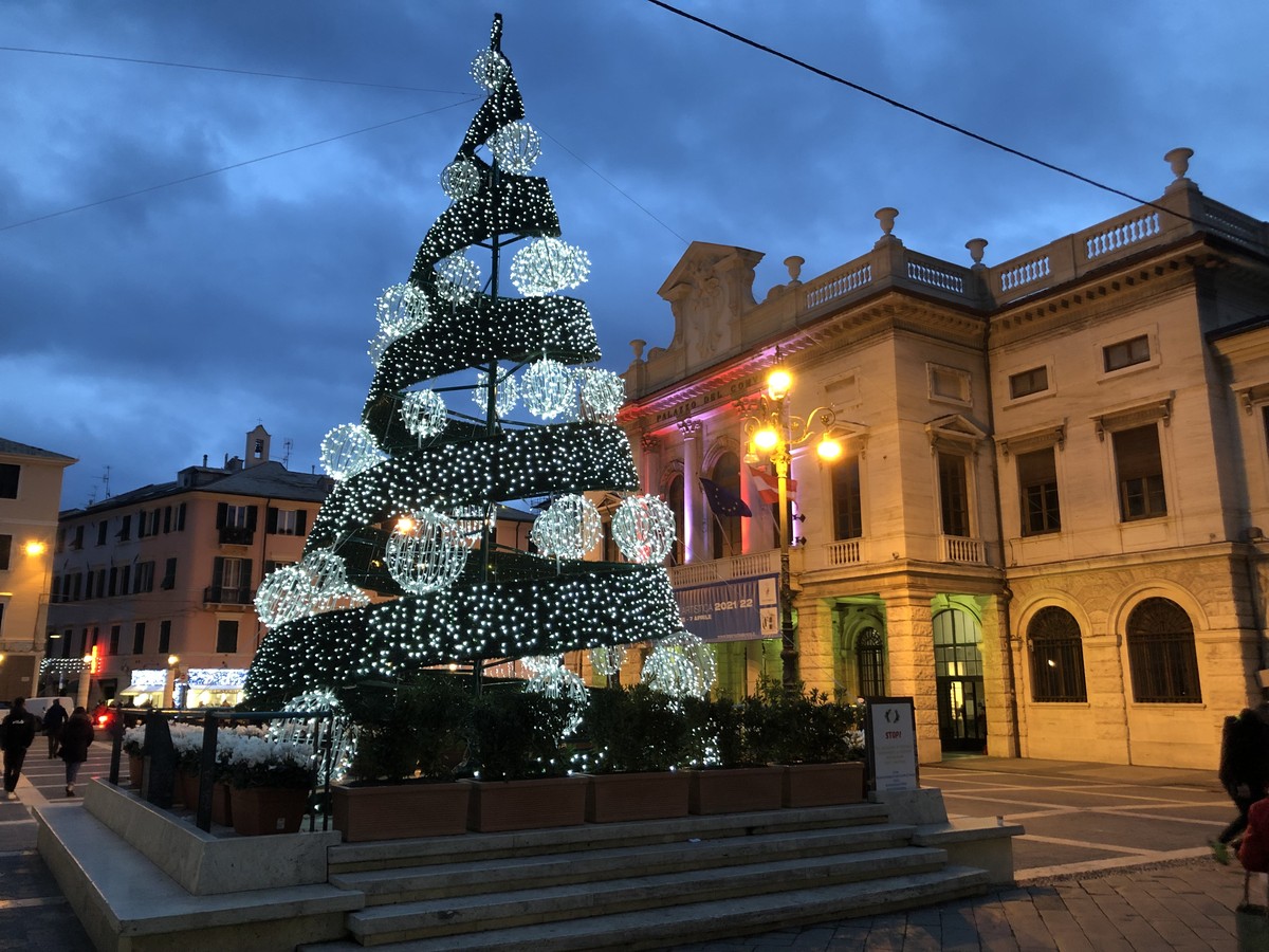 Savona Si Illumina Per Natale - Lanuovasavona.it