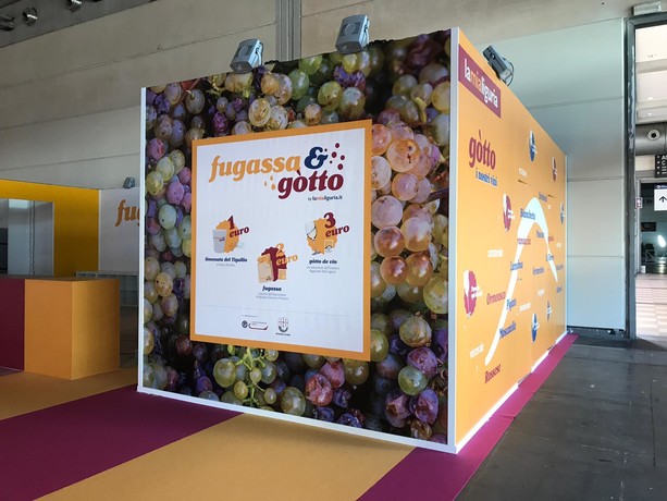 La mestizia dello stand ligure al meeting di Rimini