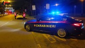 Aggredisce i carabinieri e fugge: un arresto