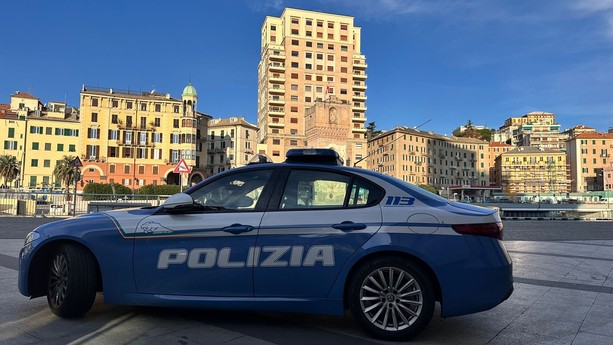 Savona, controlli di polizia